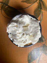 Load image into Gallery viewer, Lilac Body Butter
