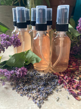 Load image into Gallery viewer, Flower Facial Cleanser
